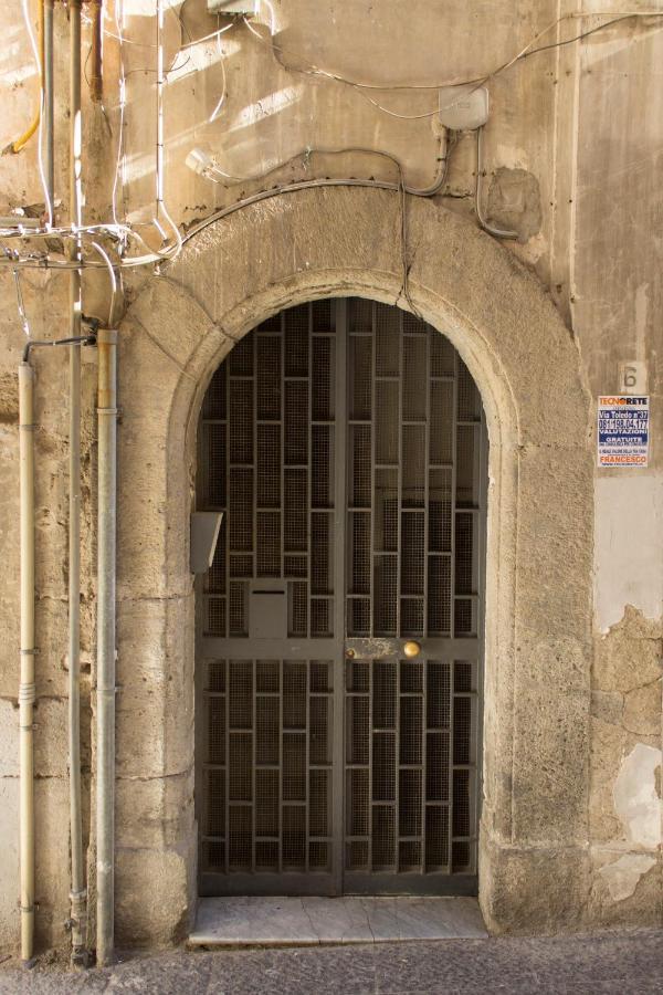 Sui Tetti Di Napoli Apartment Buitenkant foto